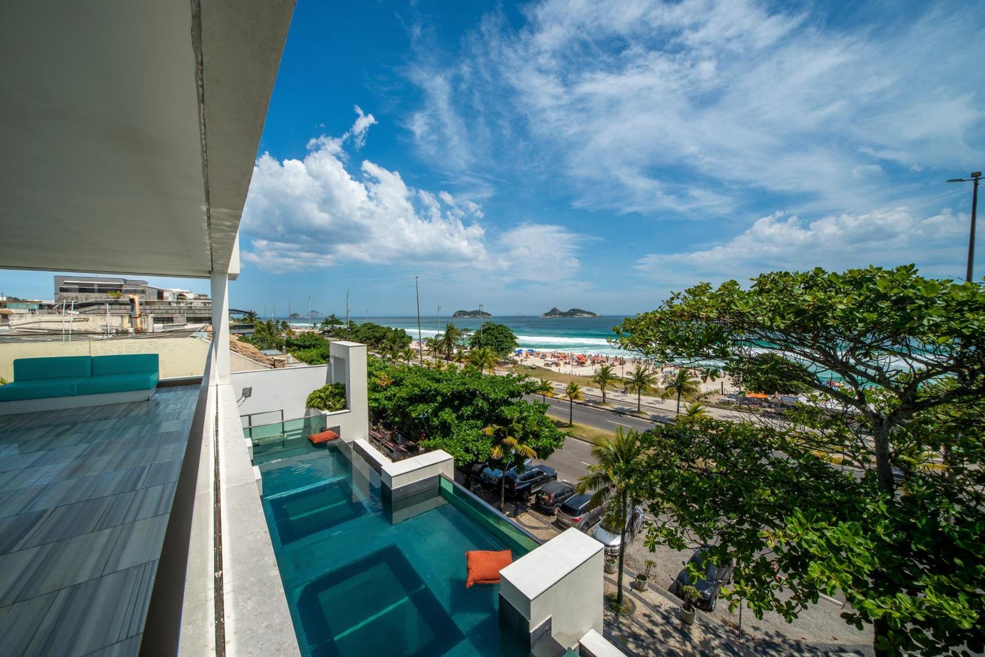 Lifestyle Laghetto Collection Hotel Рио де Жанейро Екстериор снимка View of the beach from the hotel